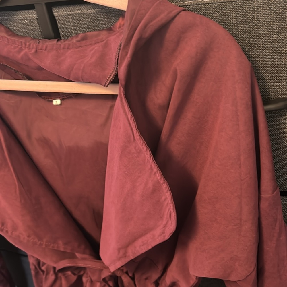 🌷3 items for $30🌷 ▪️ SHEIN ▪️ Burgundy Lightweight Jacket - Picture 4 of 12
